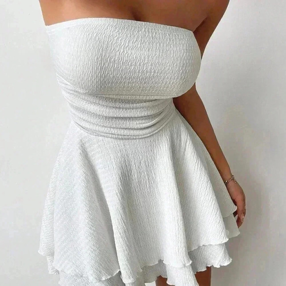 White Sexy Women's And Versatile Texture Fabric Strapless Cute Dress - Picture 3 of 7